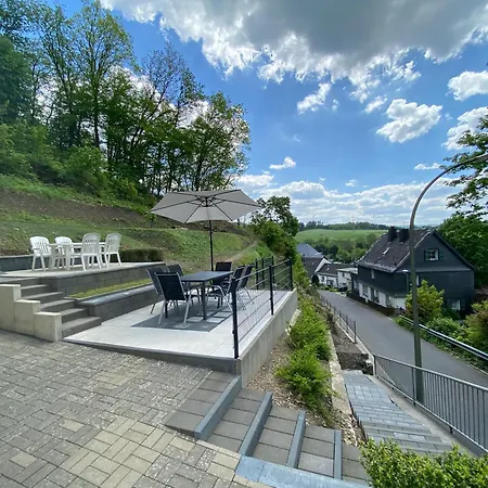 Lenne-Blick Ferienwohnung Finnentrop Exterior foto
